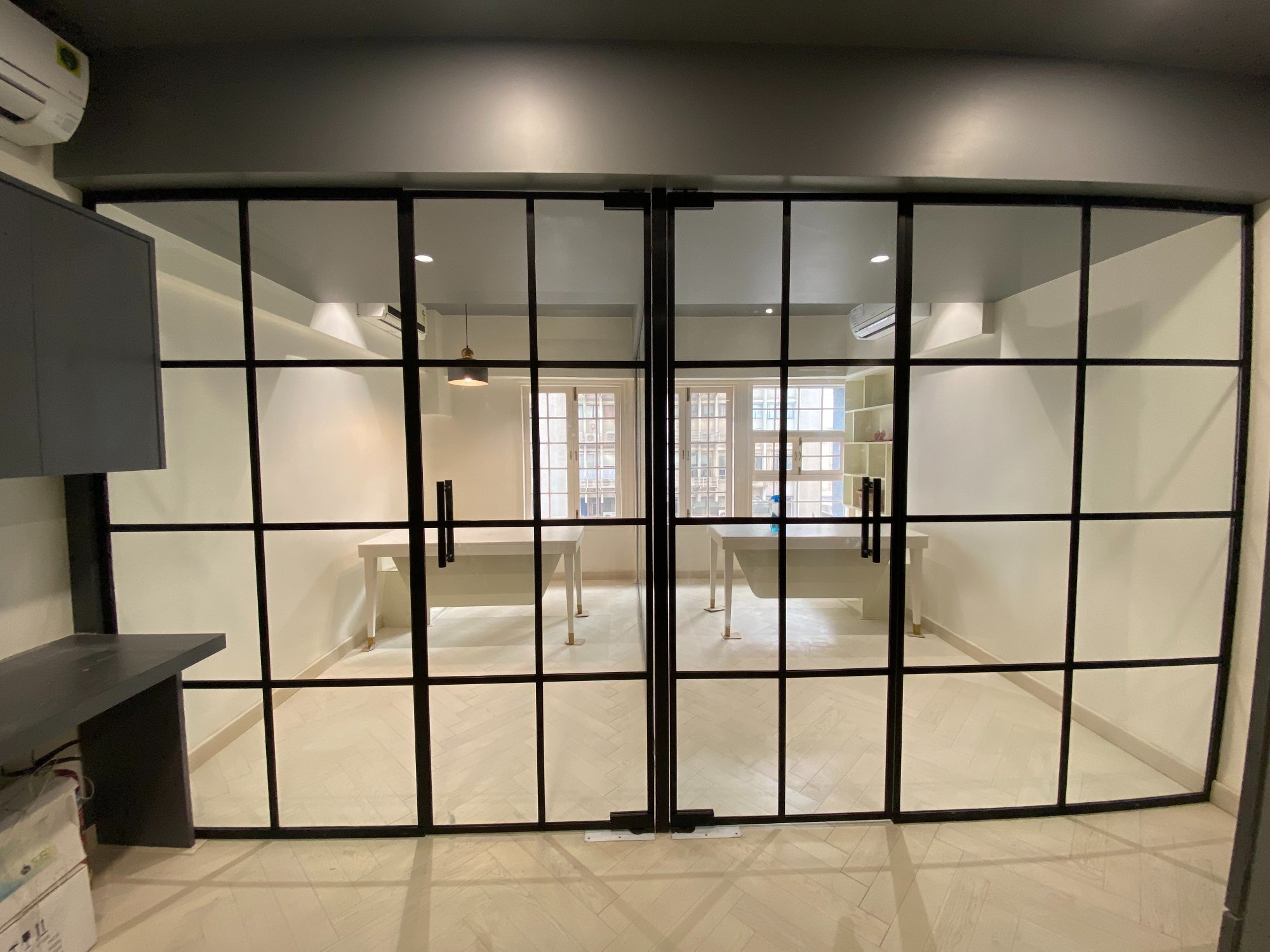 Slim Aluminium Office Partition